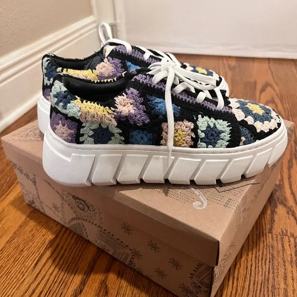 Free People Catch Me If You Can Sneaker - Picture 1 of 4